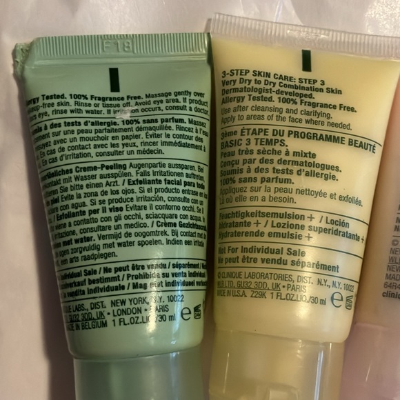 Clinique cleansing lot of gently used and new items travel size. - Picture 5 of 6